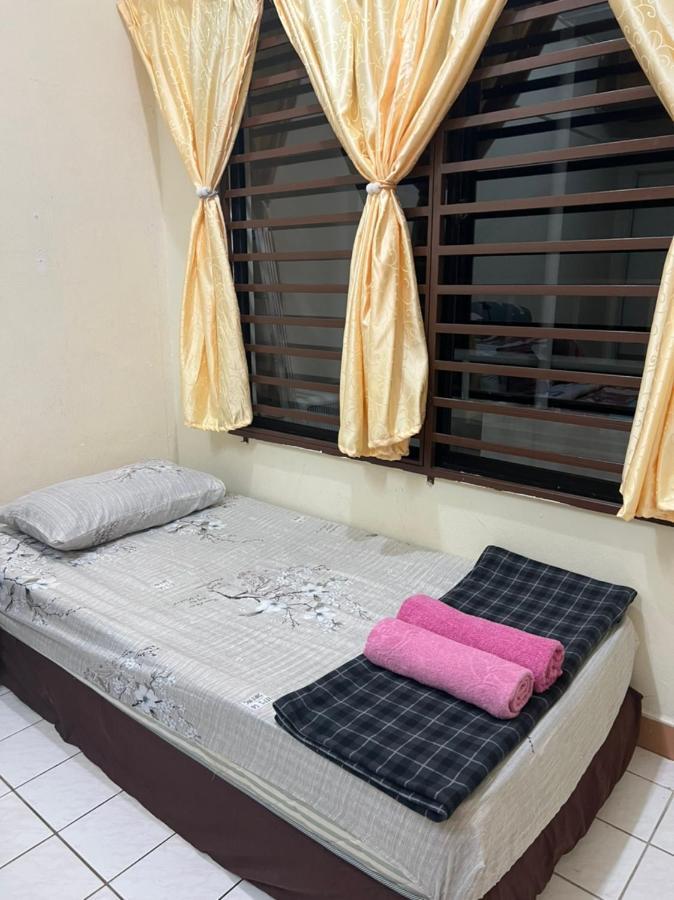 Pd Seaview Vip Staycation W Wifi Kampong Bagan Pinang Exteriör bild