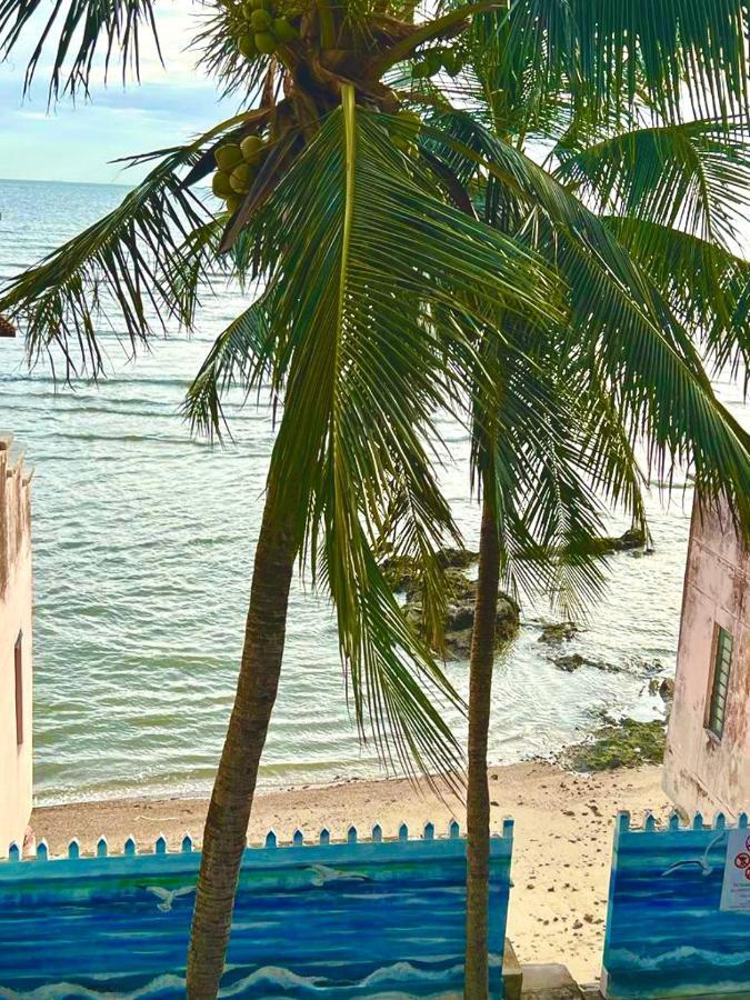 Pd Seaview Vip Staycation W Wifi Kampong Bagan Pinang Exteriör bild